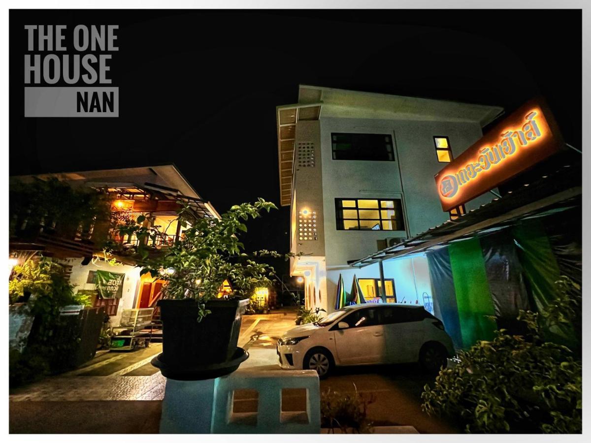 The One House Hotel Nan Exterior photo